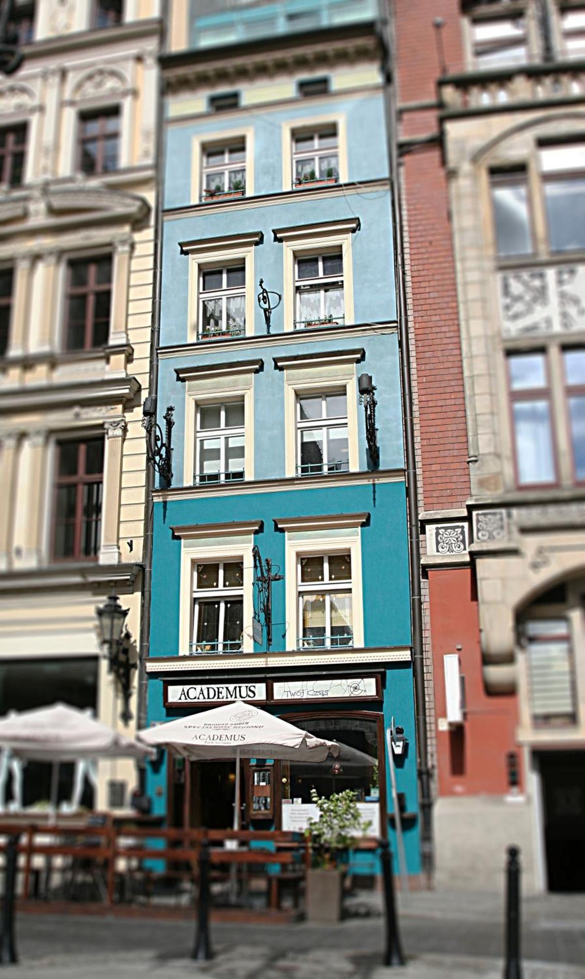Academus Pub & Guest House Wrocław Eksteriør billede