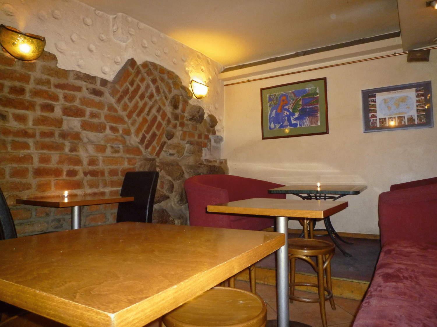 Academus Pub & Guest House Wrocław Eksteriør billede
