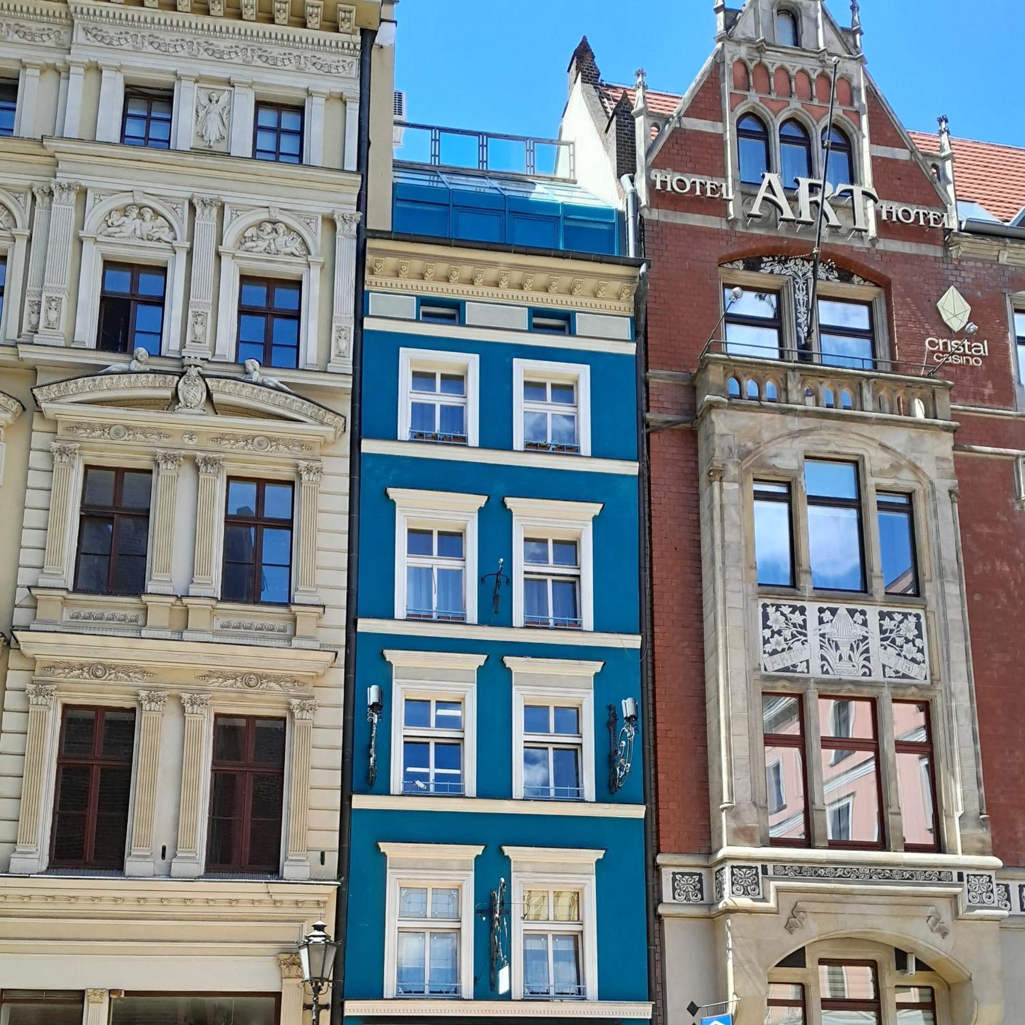 Academus Pub & Guest House Wrocław Eksteriør billede