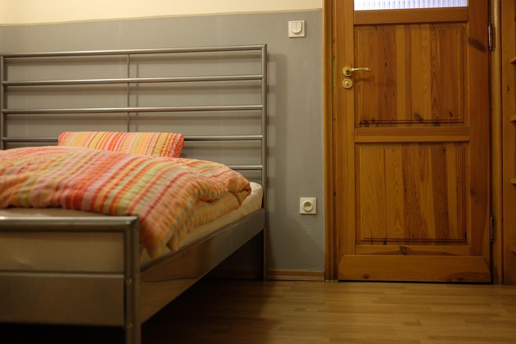 Academus Pub & Guest House Wrocław Eksteriør billede