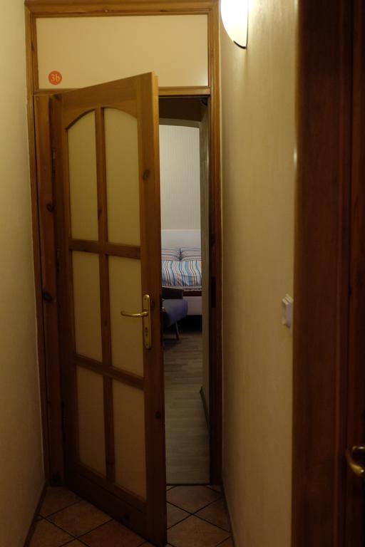 Academus Pub & Guest House Wrocław Eksteriør billede