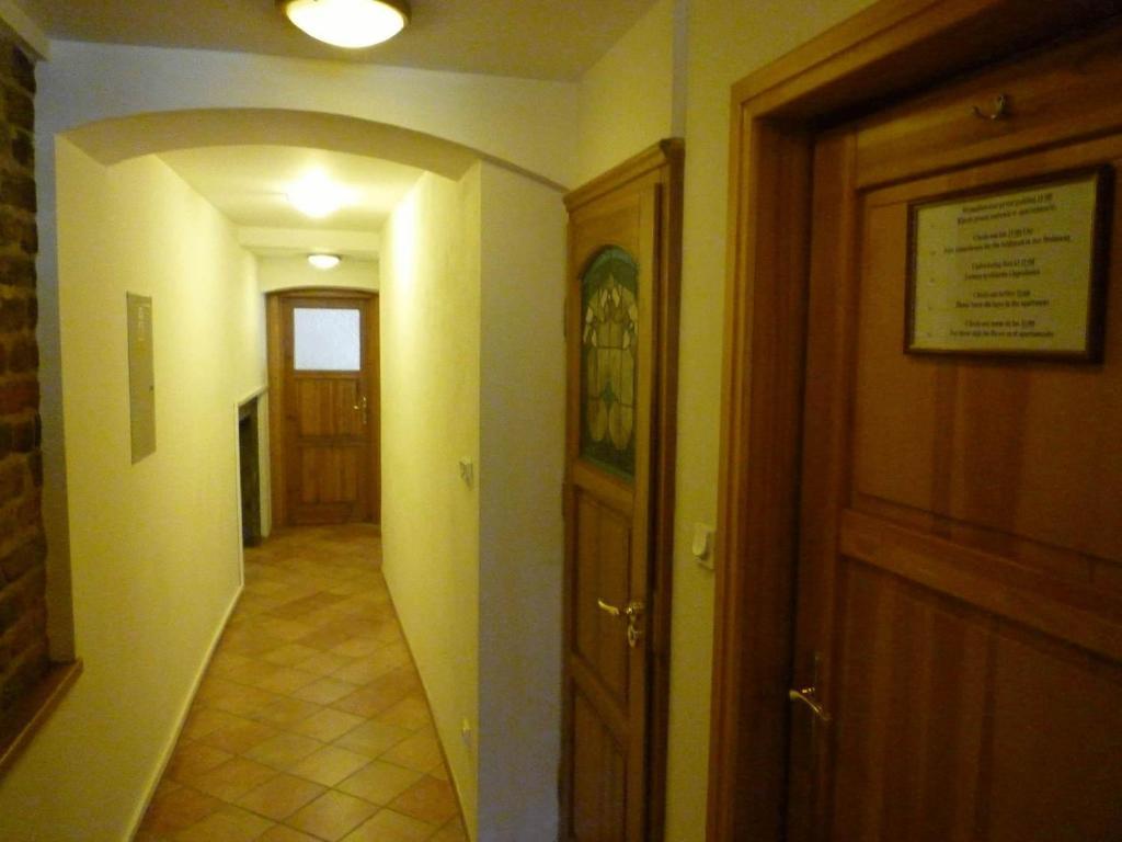 Academus Pub & Guest House Wrocław Værelse billede
